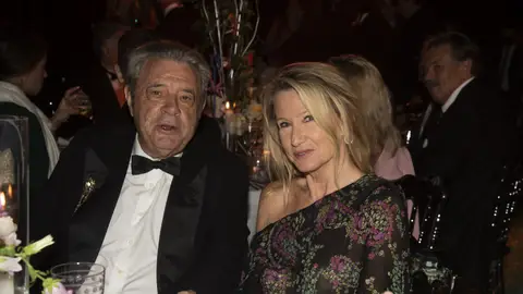 Francisco de Borbón y Escasany en la boda de su hijo Francisco Francisco de Borbón y Escasany en la boda de su hijo Francisco