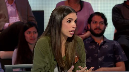 Elena Furiase, feliz de su compañía en Pasapalabra Elena Furiase, feliz de su compañía en Pasapalabra