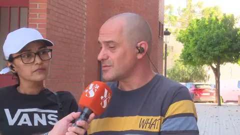 Los padres de un colegio en Torremolinos denuncian al tutor de sus hijos: "Aparte de insultarlos y vejarlos, los empuja" Los padres de un colegio en Torremolinos denuncian al tutor de sus hijos: "Aparte de insultarlos y vejarlos, los empuja"