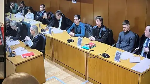 El TSXG absuelve a Alejandro Míguez, uno de los condenados por el asesinato de Samuel Luiz, al no quedar probada su participación en la agresión El TSXG absuelve a Alejandro Míguez, uno de los condenados por el asesinato de Samuel Luiz, al no quedar probada su participación en la agresión