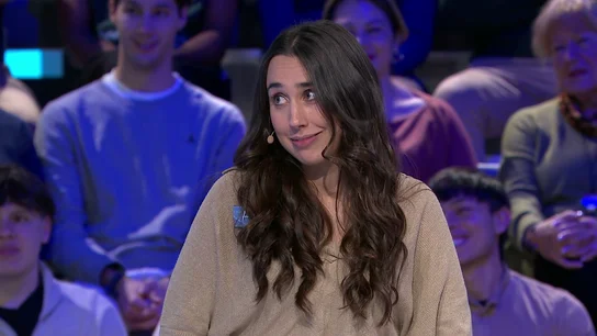 ¡Almu arrasa con un panelazo de 5.025 euros en La ruleta de la suerte! ¡Almu arrasa con un panelazo de 5.025 euros en La ruleta de la suerte!