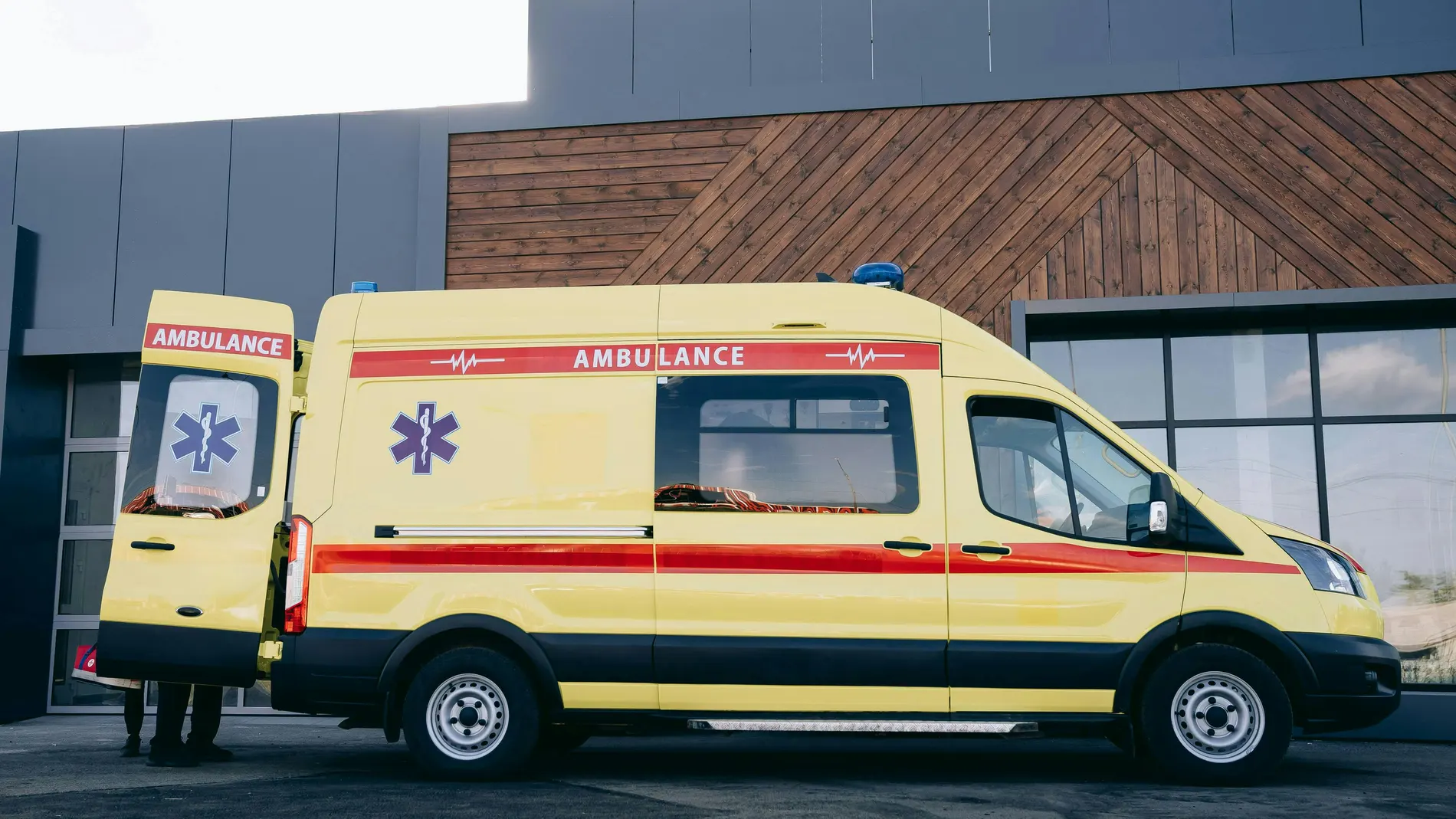 Imagen de una ambulancia Imagen de una ambulancia