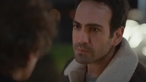 Evren prohíbe a Cem ver a Umay tras el accidente: “Olvídate de ella” Evren prohíbe a Cem ver a Umay tras el accidente: “Olvídate de ella”