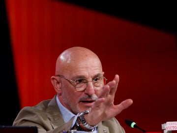 Luis de la Fuente en rueda de prensa