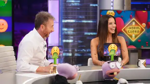 ¿Romántico o grimoso? Emilia muestra su lado más personal en El Hormiguero ¿Romántico o grimoso? Emilia muestra su lado más personal en El Hormiguero