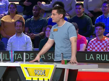David se marca el primer panelazo del día y remonta hasta colocarse primero con 1.350 euros: “Este hay que rematarlo bien” David se marca el primer panelazo del día y remonta hasta colocarse primero con 1.350 euros: “Este hay que rematarlo bien”