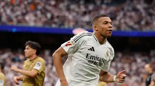 Kylian Mbappé celebra uno de sus goles a la Real Sociedad Kylian Mbappé celebra uno de sus goles a la Real Sociedad
