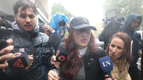 Jana Maradona, a su llegada al tribunal de San Isidro, en la provincia de Buenos Aires