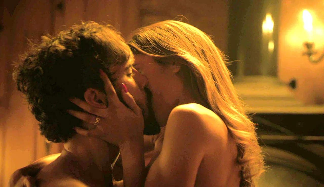 Oliver y Eva pasan la noche en una cabaña… ¡y se acaban declarando!