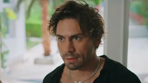 La llegada de Kaya lo cambia todo: ¿está en peligro el amor de Suna y Abidin? La llegada de Kaya lo cambia todo: ¿está en peligro el amor de Suna y Abidin?