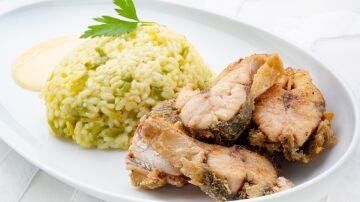 Chicharro con arroz, una receta completa y muy saludable de Karlos Arguiñano
