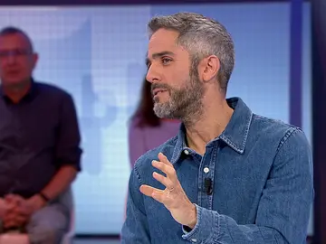 Roberto Leal se pone profundo con María Peláe: “¿Tú cómo llamas al duende?” Roberto Leal se pone profundo con María Peláe: “¿Tú cómo llamas al duende?”