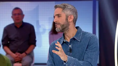 Roberto Leal se pone profundo con María Peláe: “¿Tú cómo llamas al duende?” Roberto Leal se pone profundo con María Peláe: “¿Tú cómo llamas al duende?”