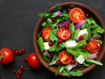 Tomates cherry en ensalada