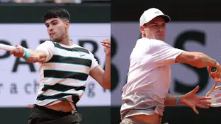 Carlos Alcaraz y Tommy Paul, en acción en Roland Garros Carlos Alcaraz y Tommy Paul, en acción en Roland Garros