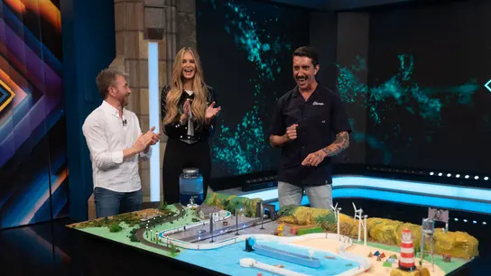 ¡Asombroso! Marron demuestra la eficacia de los circuitos eléctricos acuáticos en una 'ciudad' dedicada a Elle Macpherson ¡Asombroso! Marron demuestra la eficacia de los circuitos eléctricos acuáticos en una 'ciudad' dedicada a Elle Macpherson
