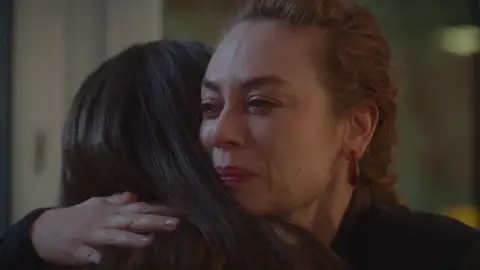 ¿Hasta dónde llegará Umay? Vuelve a mentir a Bahar para encontrarse con Cem ¿Hasta dónde llegará Umay? Vuelve a mentir a Bahar para encontrarse con Cem