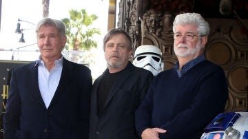 Mark Hamill y Harrison Ford con el director George Lucas