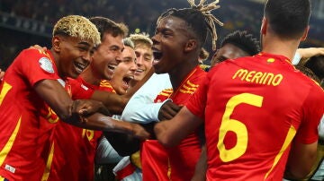 España resiste a Francia en un partido de infarto y buscará el título de la Nations League ante Portugal