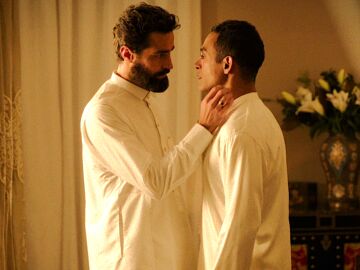 Un matrimonio como tapadera y una gran deuda de diamantes: esta es la verdadera historia que se oculta tras Omar y Eva