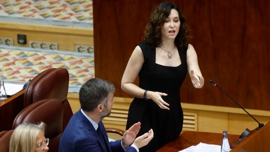 Isabel D&iacute;az Ayuso en el pleno de la Asamblea de Madrid
