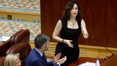 Ayuso no usará pinganillos en la Conferencia de Presidentes y saldrá si no le hablan en español