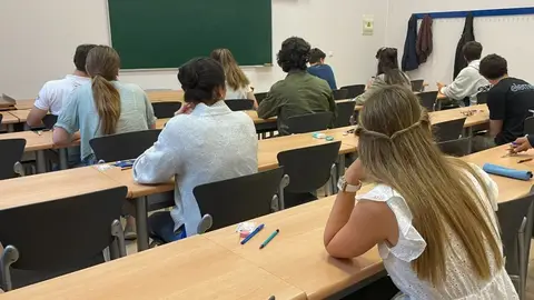 Examen de la PAU 2025 Examen de la PAU 2025