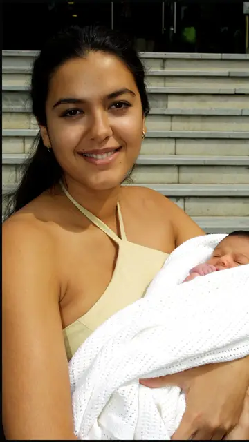 Alba Molina y su hija Lucía en 2001 Alba Molina y su hija Lucía en 2001