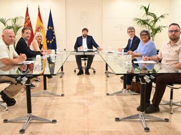 López Miras traslada a la nueva secretaria general de UGT su voluntad de mantener la senda del diálogo social