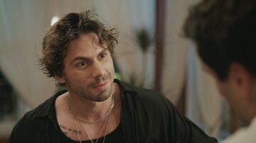 Descubre a Taro Emir Tekin, el actor que interpreta a Kaya en Una nueva vida y que encarnó al rebelde Selçuk en Infiel 