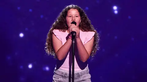 ¡Pelos de punta! María Eugenia cautiva con Lana del Rey y una voz única ¡Pelos de punta! María Eugenia cautiva con Lana del Rey y una voz única