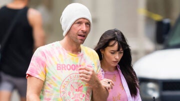 Chris Martin y Dakota Johnson