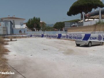 Un hombre mata presuntamente a golpes a su expareja en Marbella y se entrega a la policía 
