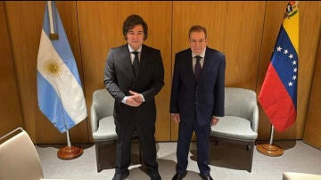 Milei y Edmundo