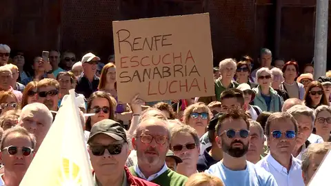 Quejas por la supresión de paradas de AVE Quejas por la supresión de paradas de AVE