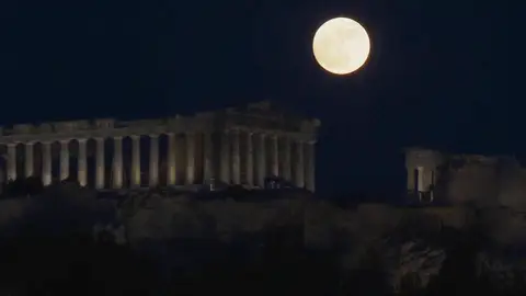 luna de fresa luna de fresa