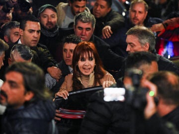 Apoyo en las calles a Cristina Fernández tras su condena