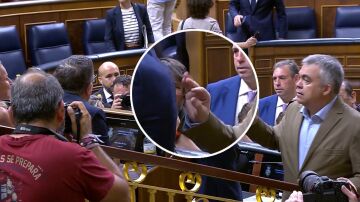 El 'no saludo' entre Sánchez y Santos Cerdán