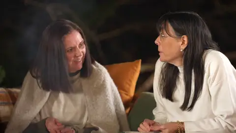 Marhya y Charo se apuñalan… con humor: “Hasta que se vaya ella o yo” Marhya y Charo se apuñalan… con humor: “Hasta que se vaya ella o yo”