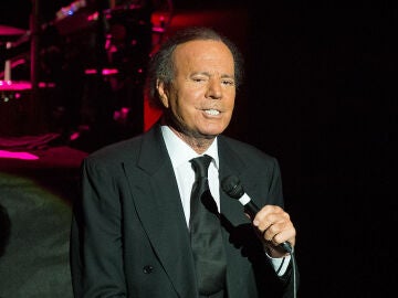 Julio Iglesias