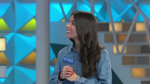 Astrid resuelve el último panel en pocos segundos y se va a casa con 4.900 euros: “¡Tus hijas se van a ese hotel de Gandía!” Astrid resuelve el último panel en pocos segundos y se va a casa con 4.900 euros: “¡Tus hijas se van a ese hotel de Gandía!”