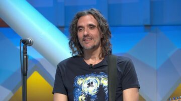 La boda olvidada de Astrid y una metedura de pata de Jorge Fernández desatan las risas en el plató de La ruleta de la suerte
