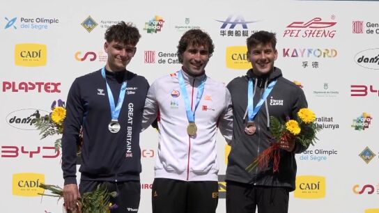 Manu Ochoa, en lo alto del podio en La Seu d'Urgell