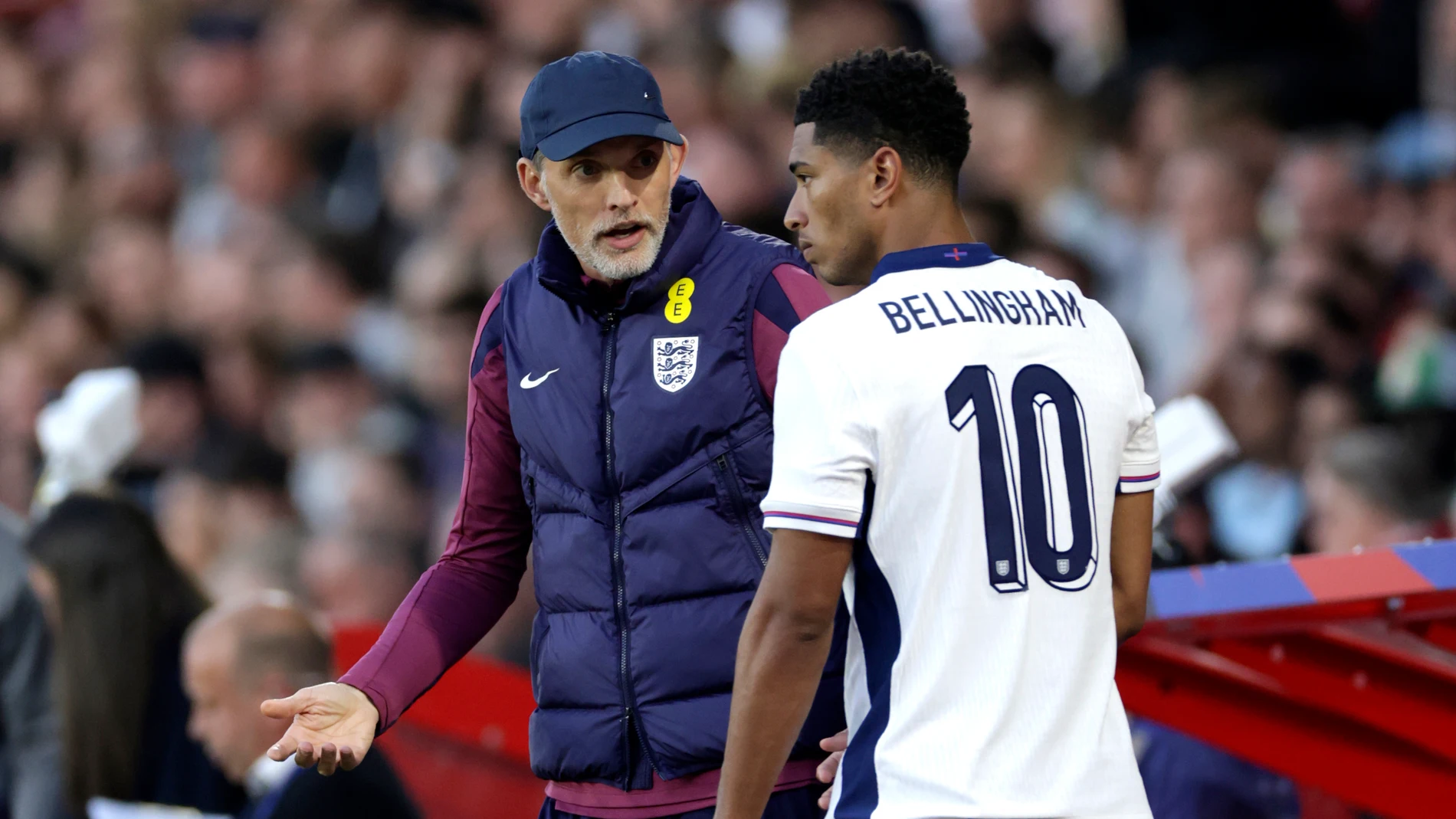 Thomas Tuchel habla con Jude Bellingham en el partido ante Senegal del pasado 10 de junio Thomas Tuchel habla con Jude Bellingham en el partido ante Senegal del pasado 10 de junio