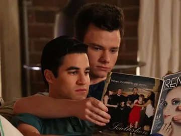 Darren Criss y Chris Colfer en Glee Darren Criss y Chris Colfer en Glee