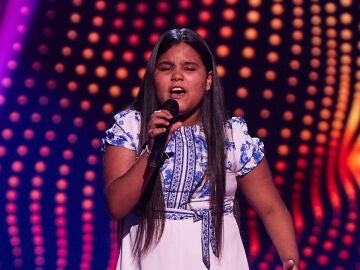 Turizo pulsa al instante al escuchar el vozarrón de esta talent con Rocío Dúrcal 