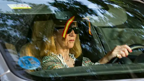 La infanta Elena llegando al cumpleaños de la infanta Cristina La infanta Elena llegando al cumpleaños de la infanta Cristina