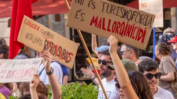 Protesta contra turismo masivo Protesta contra turismo masivo