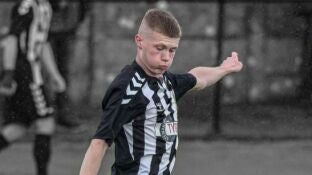 El futbolista Charlie Watson en una imagen publicada por su equipo