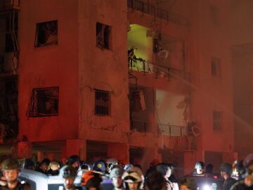 Al menos tres muertos y una treintena hospitalizados en el centro de Israel por ataques con misiles de Irán